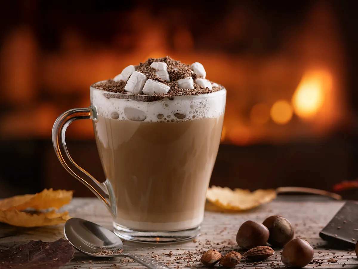 اليوم العالمي للشوكولاتة الساخنة.. فوائدها مذهلة لصحتك النفسية