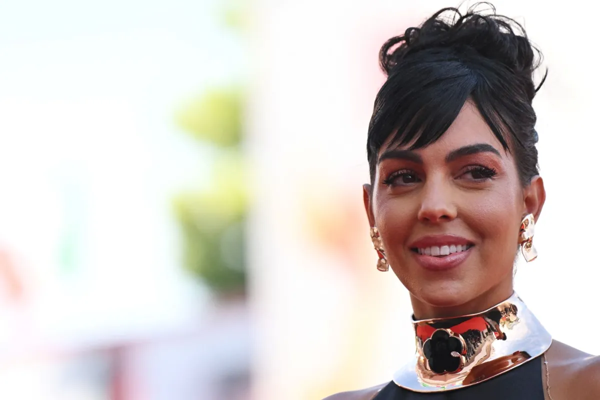 جورجينا رودريغز في مهرجان فينيسيا بإيطاليا (Georgina Rodriguez at Venice International Film Festival in Italy). مصدر الصورة: Tiziana FABI / AFP