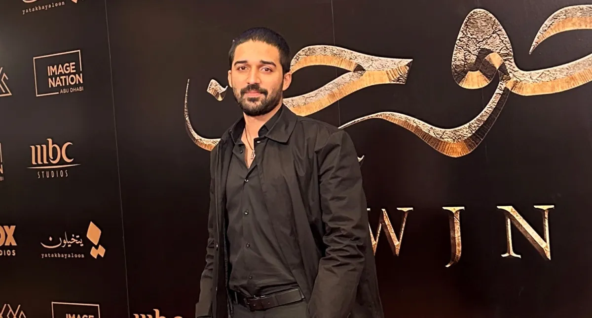 براء عالم   على السجادة الحمراء