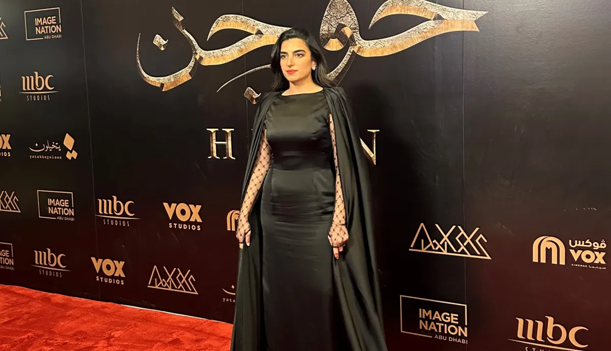 نور الخضراء على السجادة الحمراء