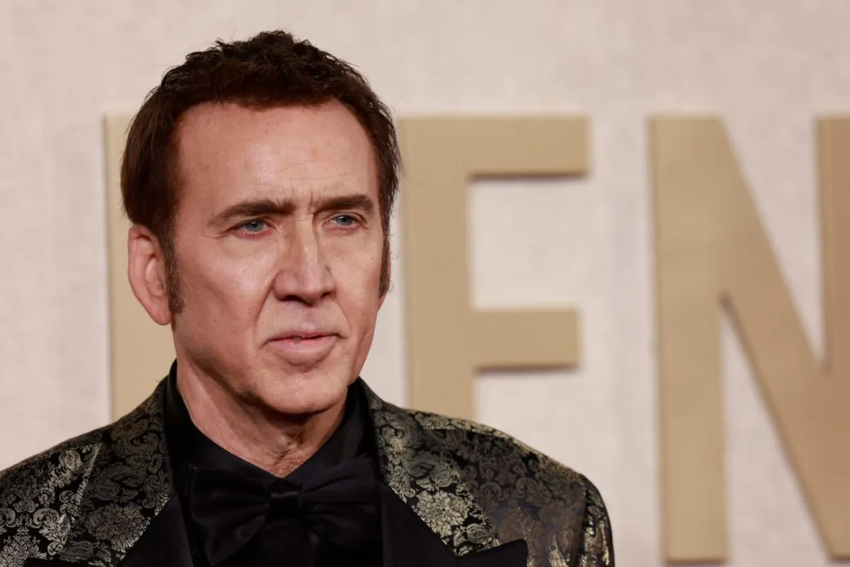 نيكولاس كيدج في فندق بيفرلي هيلتون في بيفرلي هيلز، كاليفورنيا (Nicolas Cage at The Beverly Hilton in Beverly Hills, California). مصدر الصورة: Michael TRAN / AFP
