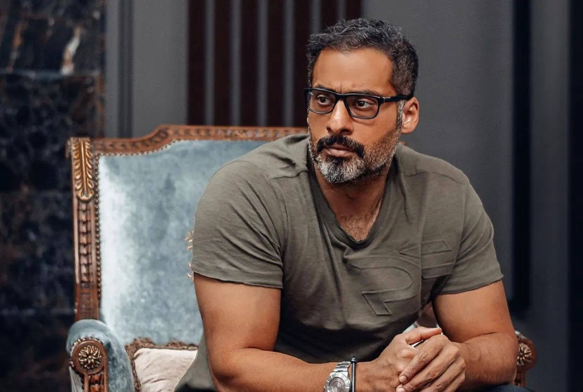 حسين المهدي- الصورة من صفحته الرسمية على إنستغرام 