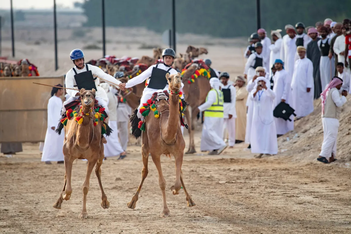  انطلاق التصفيات التأهيلية لبطولة "كأس فزاع للعرضة". الصورة من مركز حمدان بن محمد لإحياء التراث