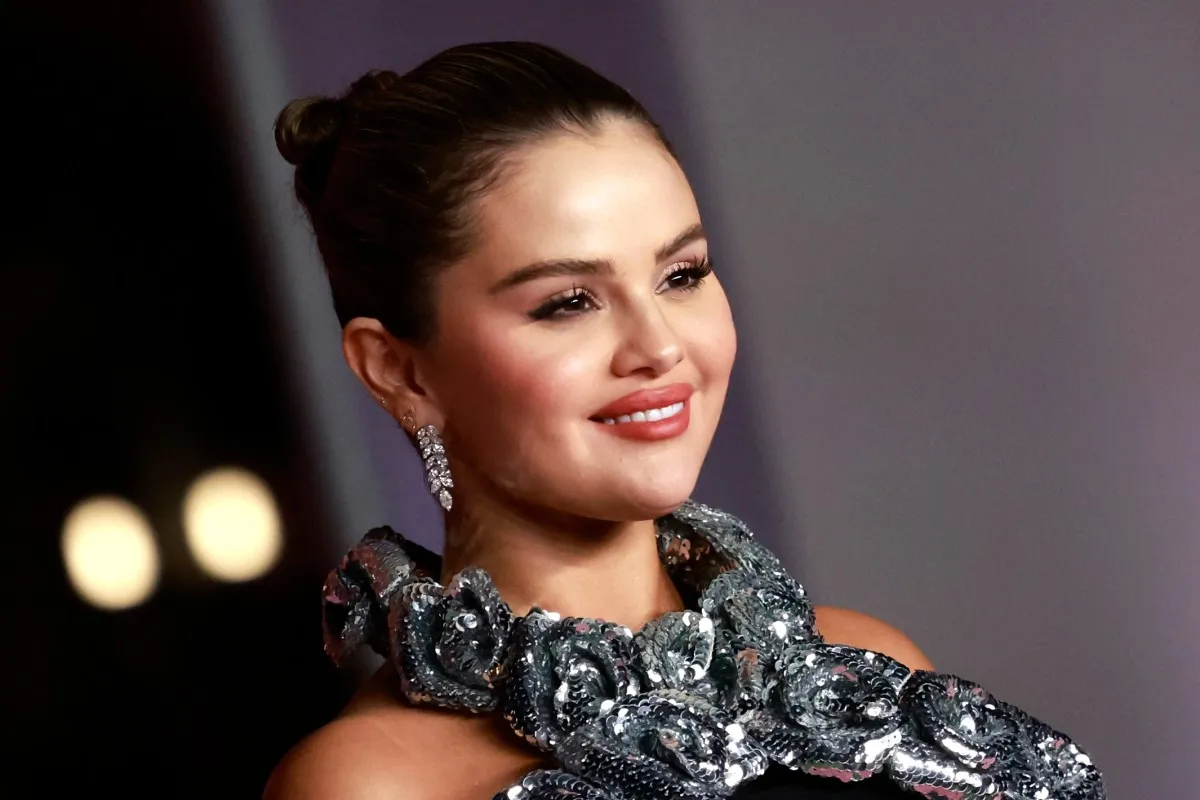 سيلينا غوميز Selena Gomez في حفل Academy Museum Gala.. (مصدر الصورة: Michael Tran / AFP)