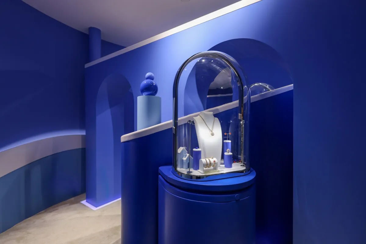 من معرض Perlée Winter Breeze Pop-up لفان كليف أند آربلز بالرياض