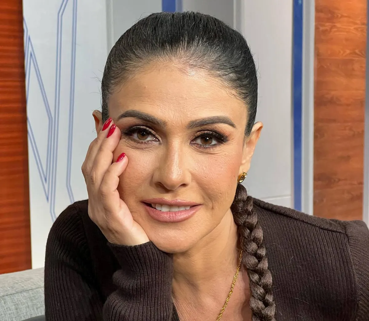 الصورة من الصفحة الرسمية لبسمة على الفيس بوك