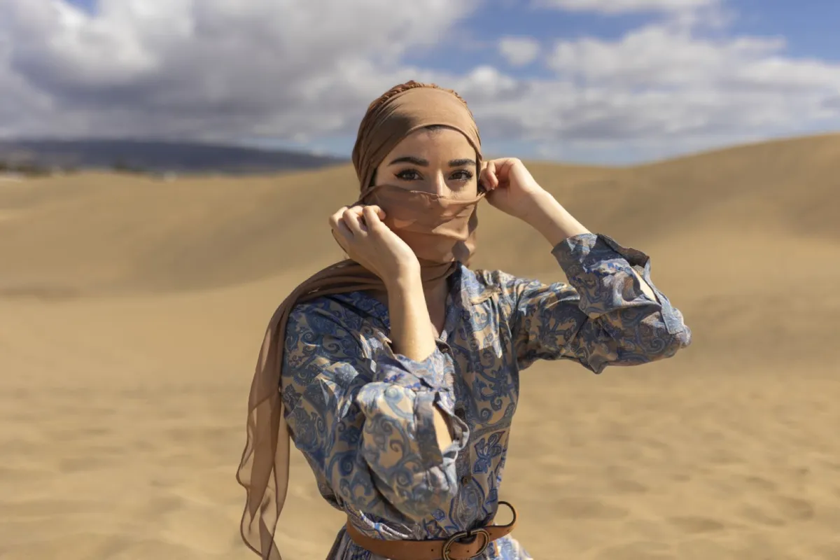 صورة فتاة بدوية