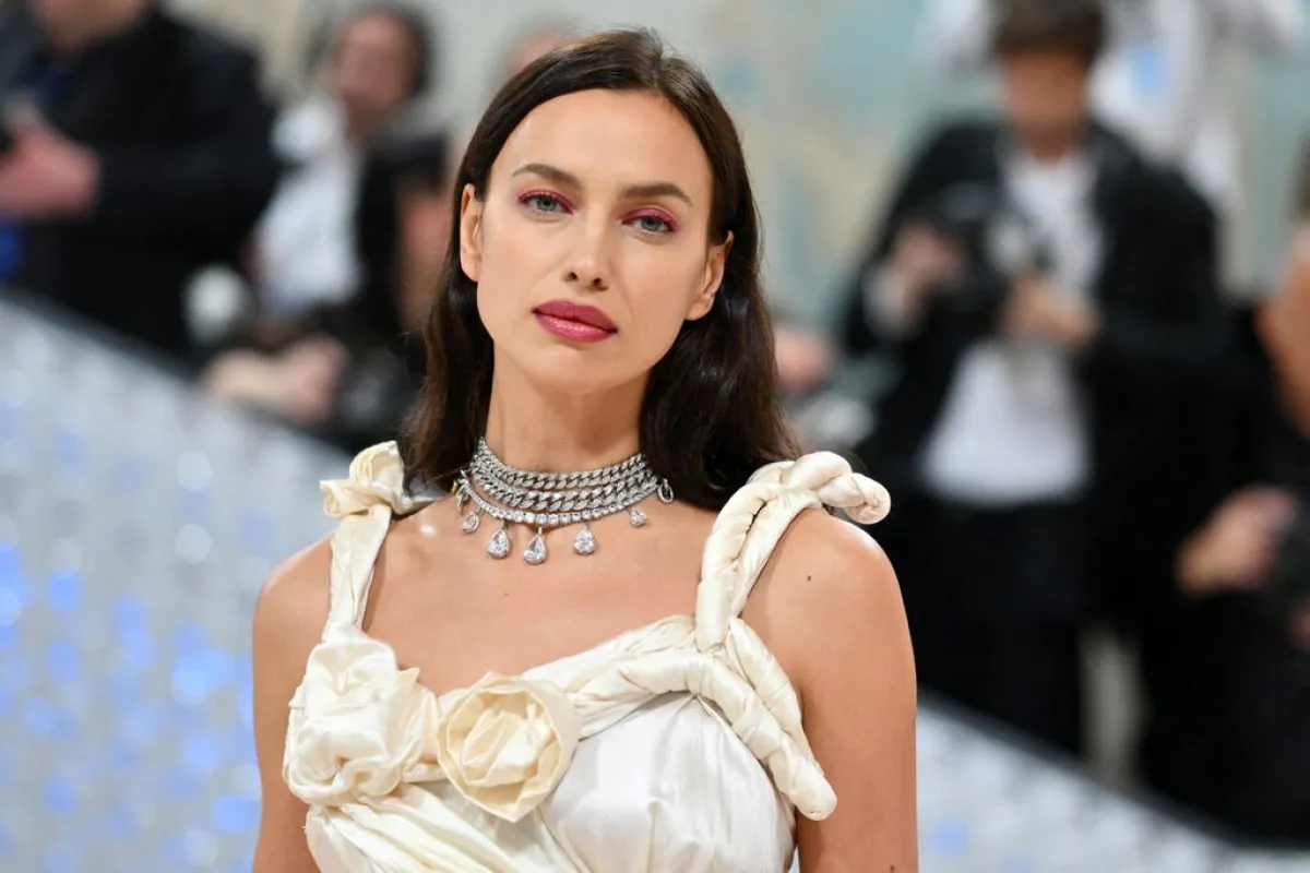 إيرينا شايك Irina Shayk في حفل Met Gala (مصدر الصورة: Angela WEISS / AFP)