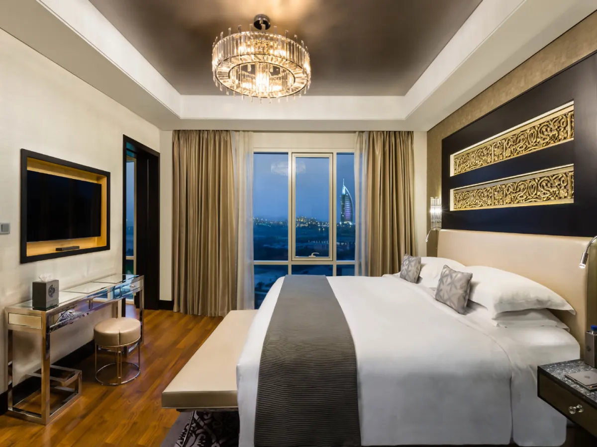 فندق كمبينسكي مول الإمارات