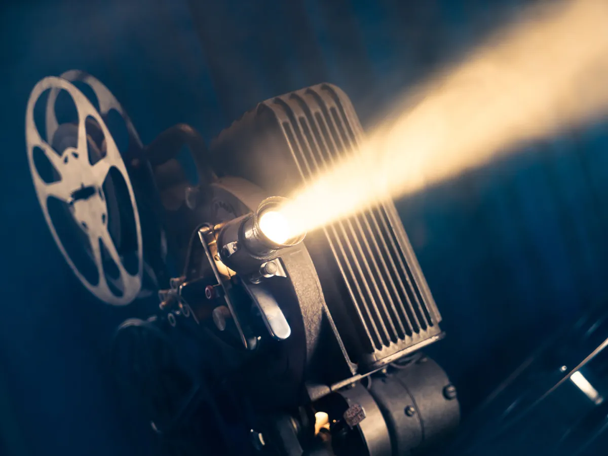  حديث عن دور الأفلام في حياة الناس