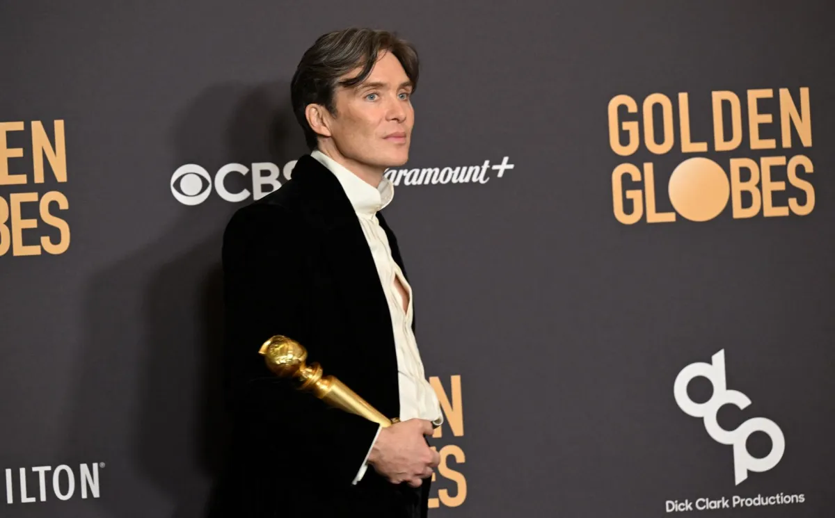 كيليان مورفي أفضل ممثل في حفل توزيع جوائز غولدن غلوب (Cillian Murphy Best Performance by a Male Actor in Golden Globe Awards). مصدر الصورة: Robyn BECK / AFP