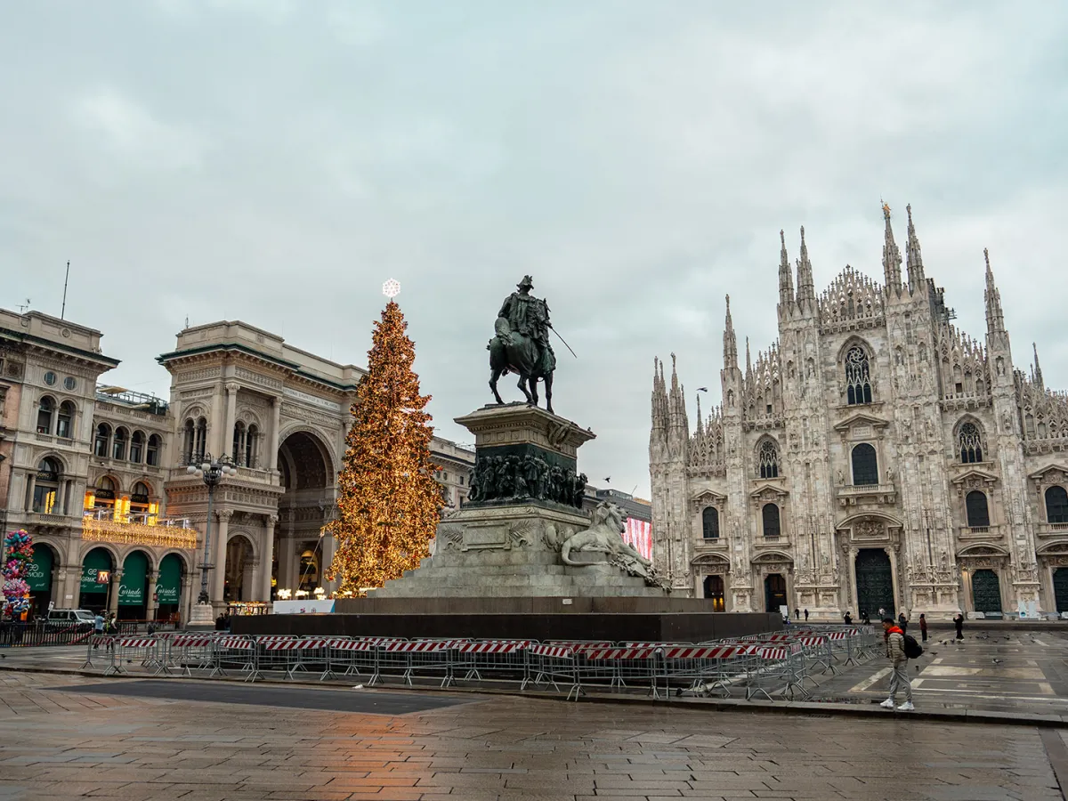 نكهة الأجواء الاحتفالية من ميلانو بعدسة شريف شامة 