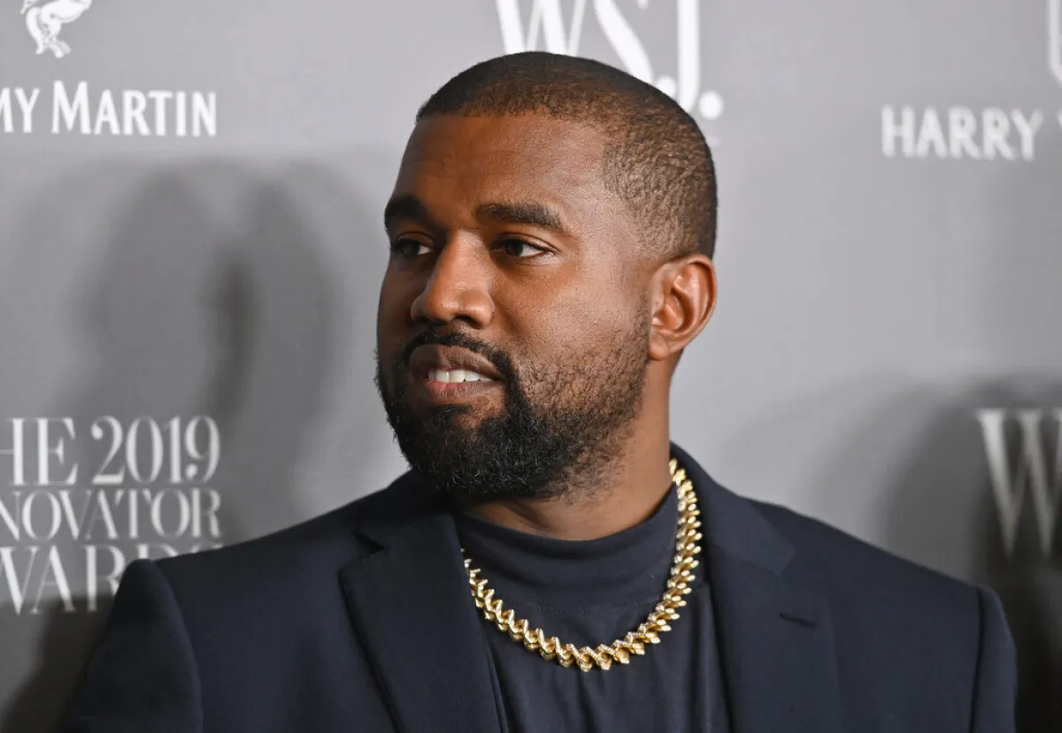 كانييه ويست Kanye West في حفل جوائز WSJ Magazine (مصدر الصورة: AFP / Angela Weiss)