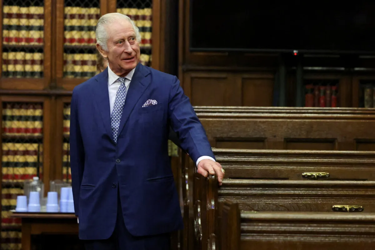 الملك تشارلز King Charles III في محكمة لندن (مصدر الصورة: HANNAH MCKAY / POOL / AFP)