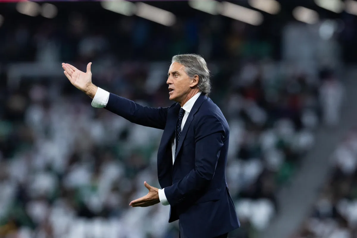  المدير الفني الإيطالي روبرتو مانشيني للمنتخب السعودي