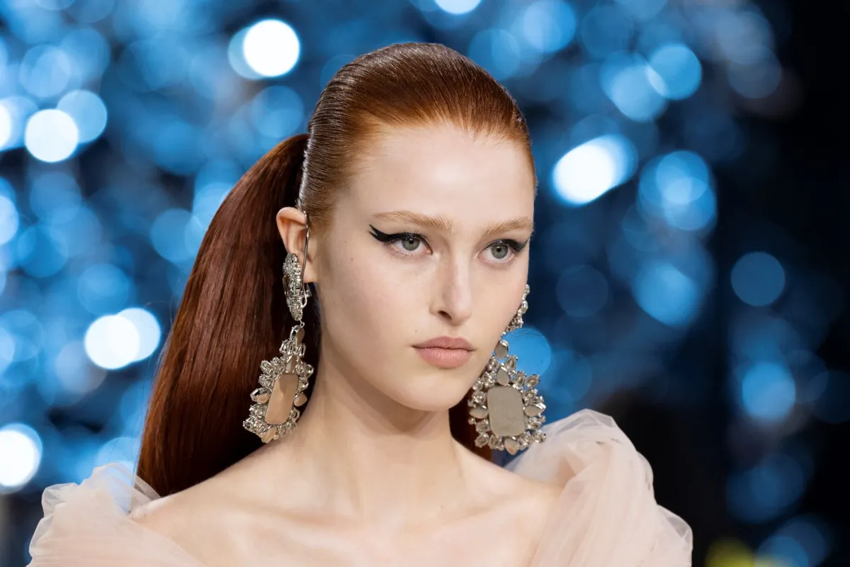 تسريحات شعر ذيل حصان