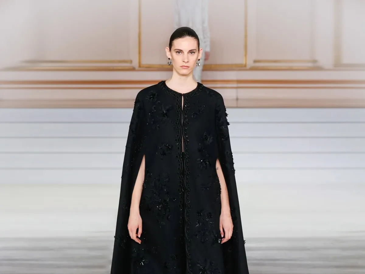 كاب من ماركة Carolina Herrera - الصورة من Launchmetrics/Spotlight ©