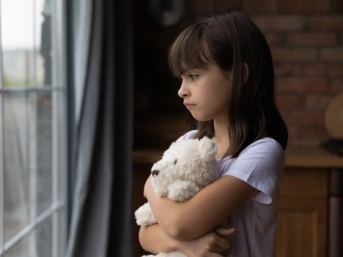 للأمهات: دليل علاج القلق عند الأطفال