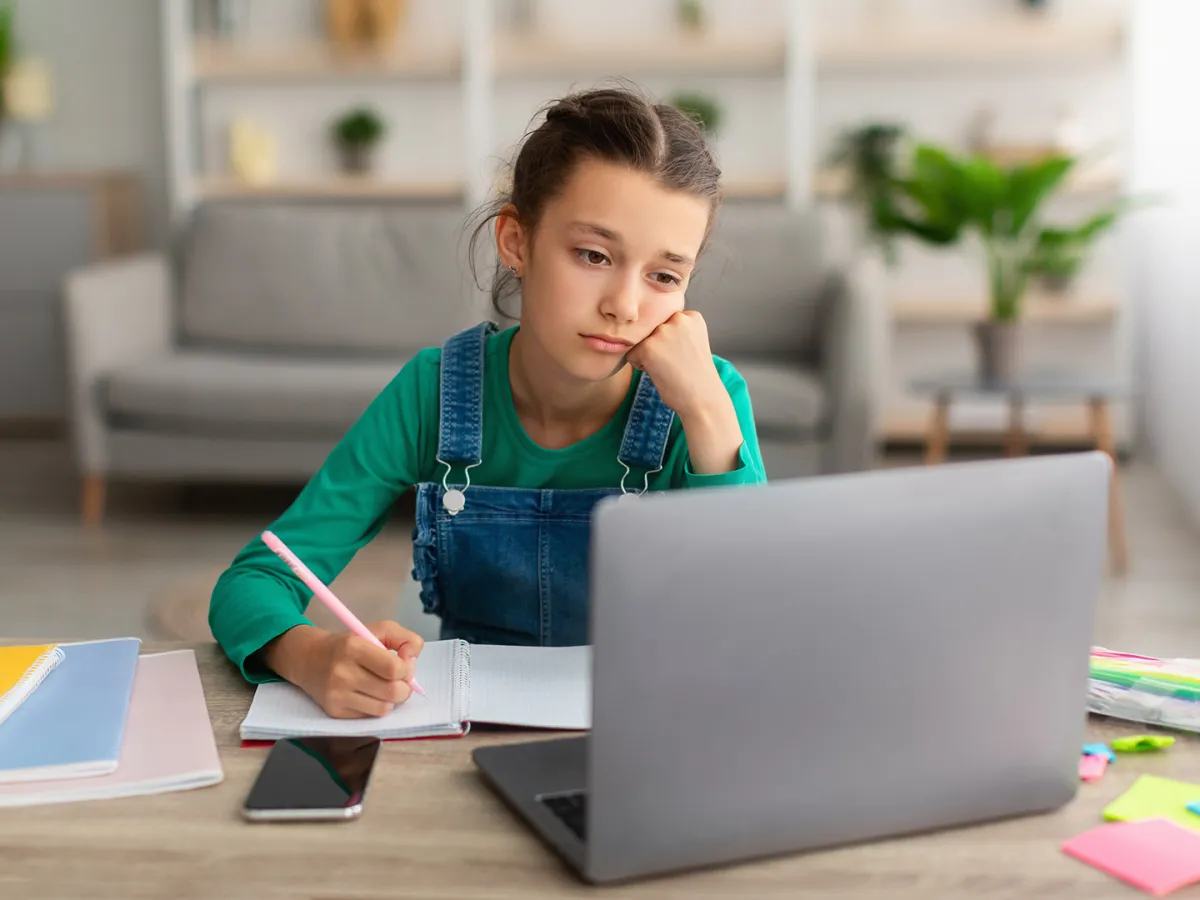 أسباب تراجع ذكاء الطفل