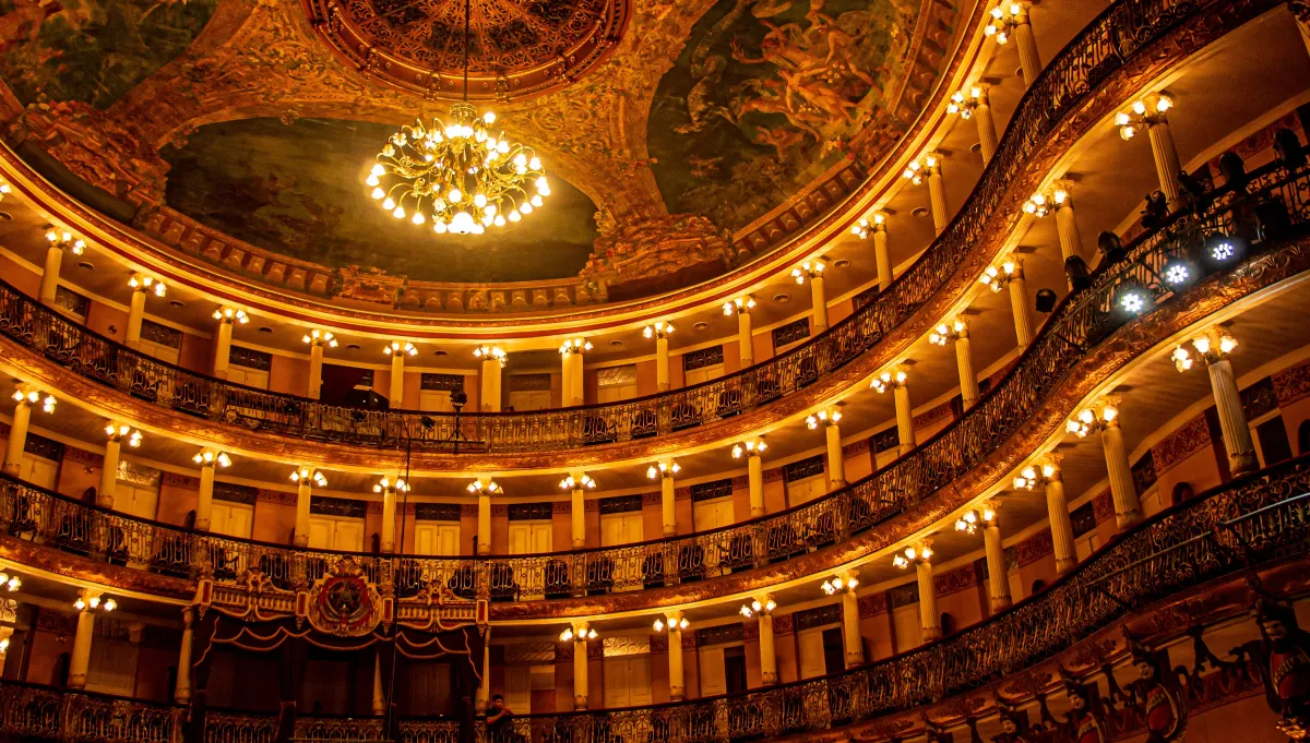 "زرقاء اليمامة" أول أوبرا سعودية والأكبر عربياً تنطلق أبريل 2024 - pexels by lucia barreiros silva