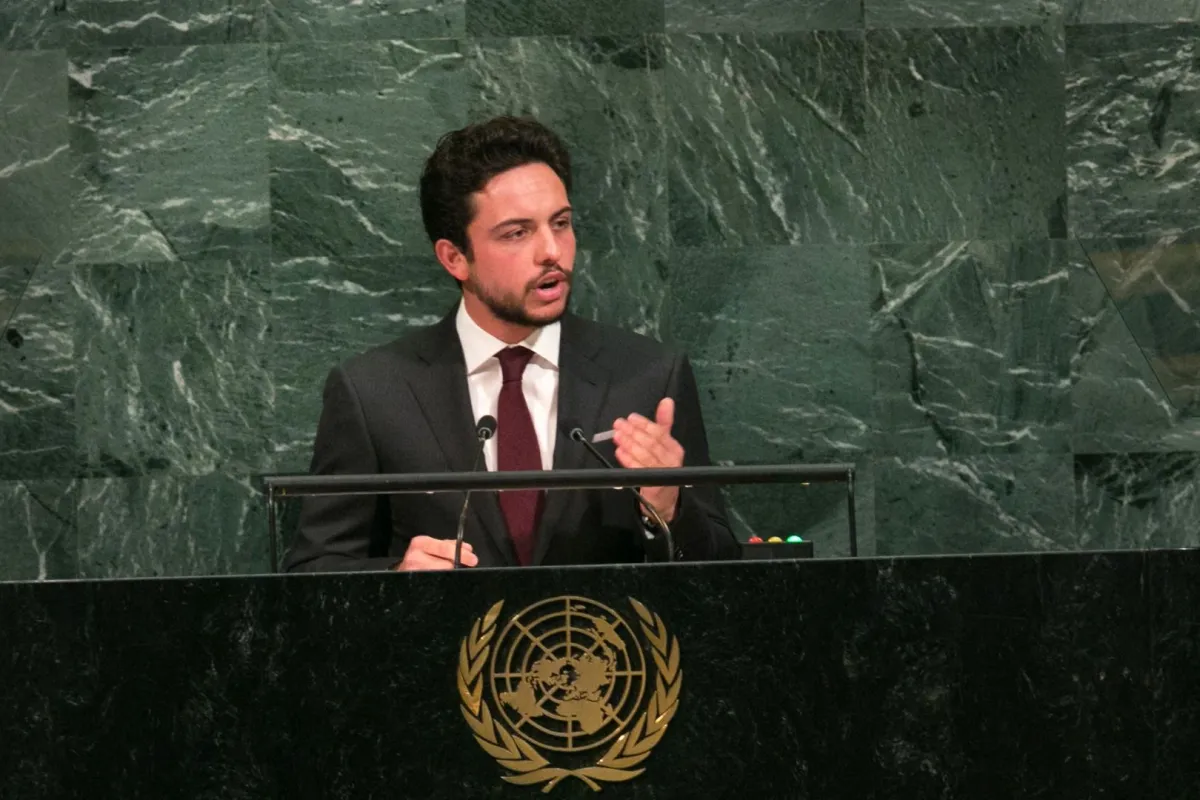 ولي العهد الأمير الحسين في الأمم المتحدة (Crown Prince Al Hussein bin Abdullah II at the United Nations). مصدر الصورة: Kevin Hagen/Getty Images/AFP