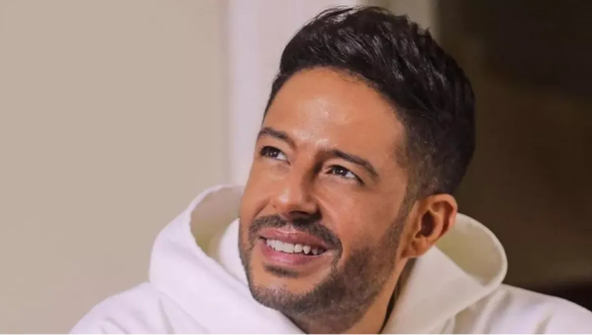 محمد حماقي- الصورة من صفحته الرسمية على "فيس بوك"