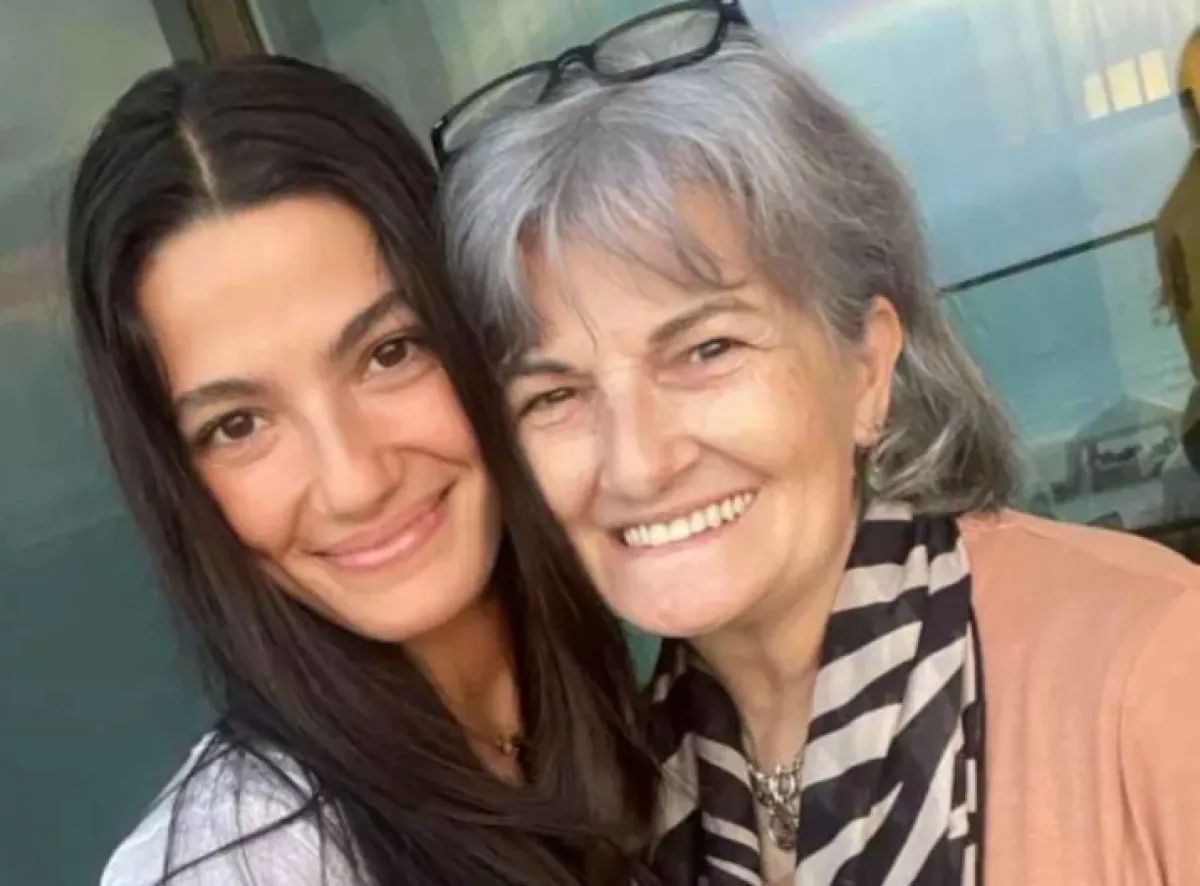 تارا عماد ووالدتها الراحلة - الصورة من حساب تارا عماد على إنستغرام