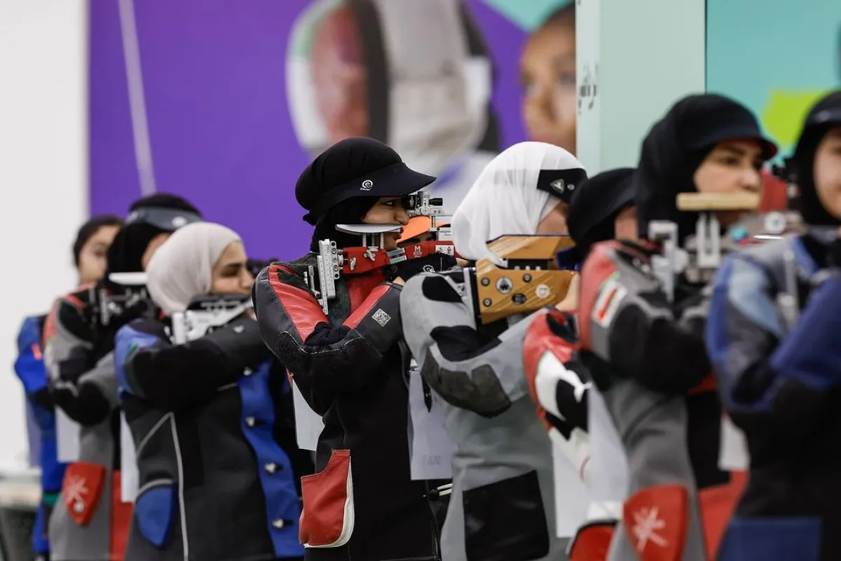 منافسات الرماية بالبندقية 10 متر ضمن فعاليات دورة الألعاب للأندية العربية للسيدات 2024 - الصورة من حساب البطولة الرسمي على إنستقرام