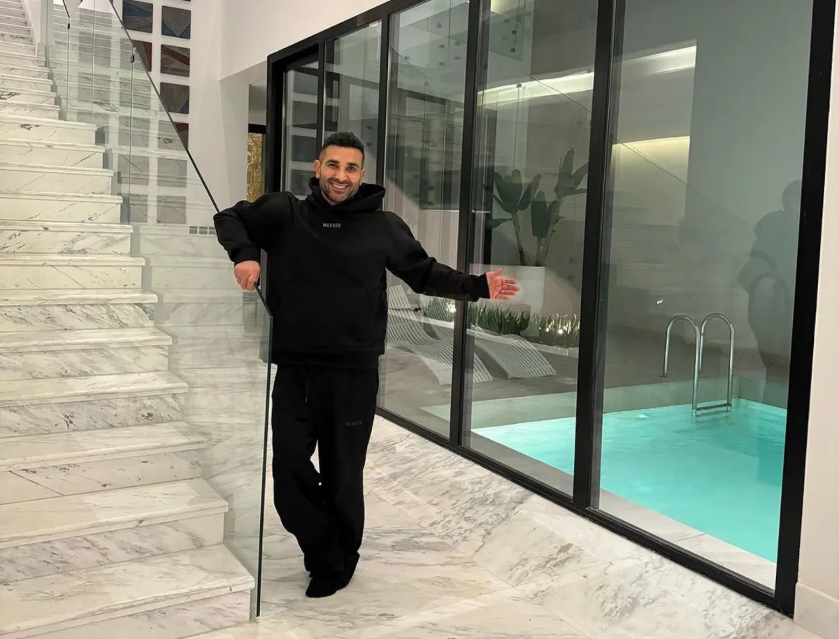 أحمد سعد من داخل منزله في الرياض- الصورة من حسابه على انستغرام