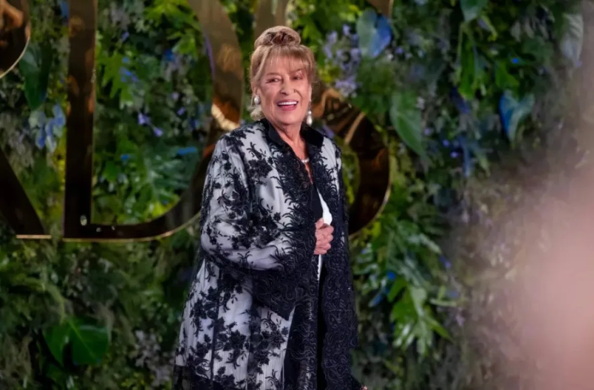 منى واصف - الصورة من المركز الإعلامي لمجموعة MBC