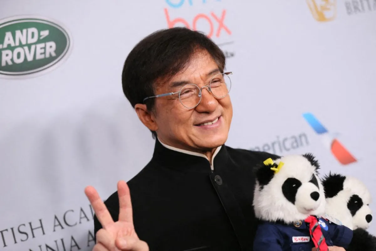 جاكي شان Jackie Chan في حفل جوائز British Academy Britannia (مصدر الصورة:  David Livingston/Getty Images,/AFP )