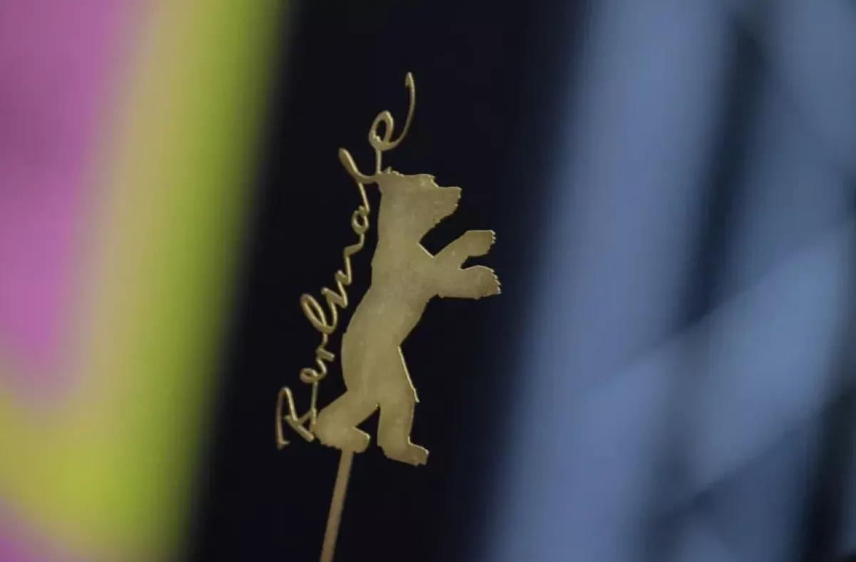 شعار مهرجان برلين السينمائي الدولي. مصدر الصورة: AFP / Tobias SCHWARZ