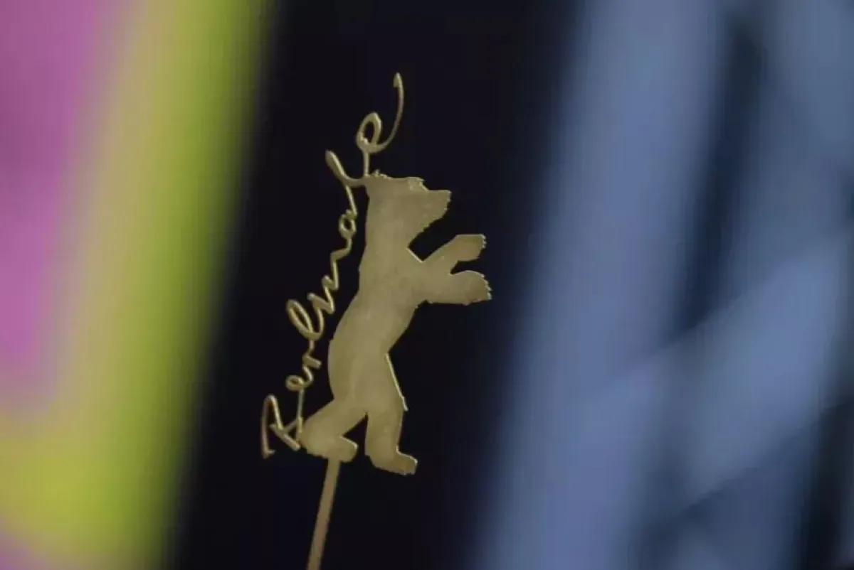 شعار مهرجان برلين السينمائي الدولي. مصدر الصورة: AFP / Tobias SCHWARZ