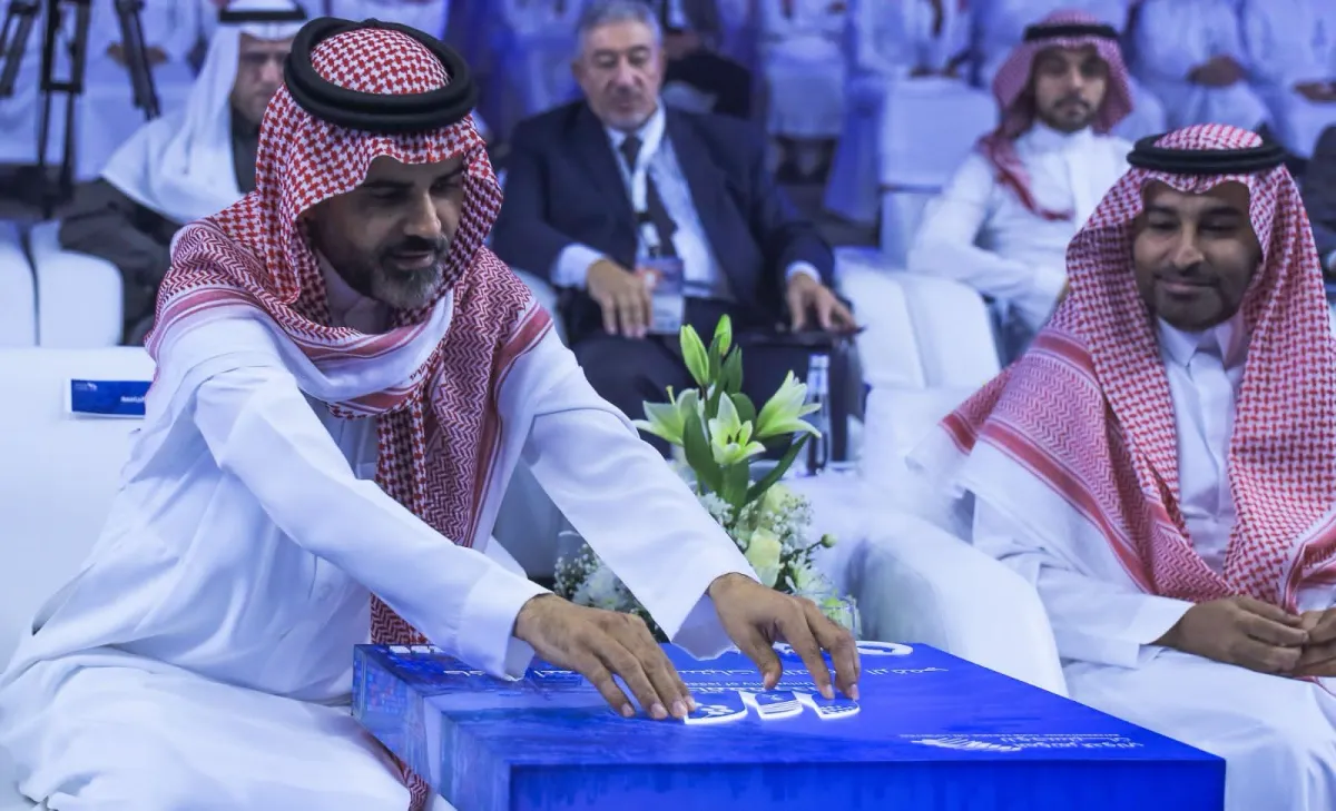  أول منصة إلكترونية حاضنة أعمال اللوجستيات والتحول الرقمي 