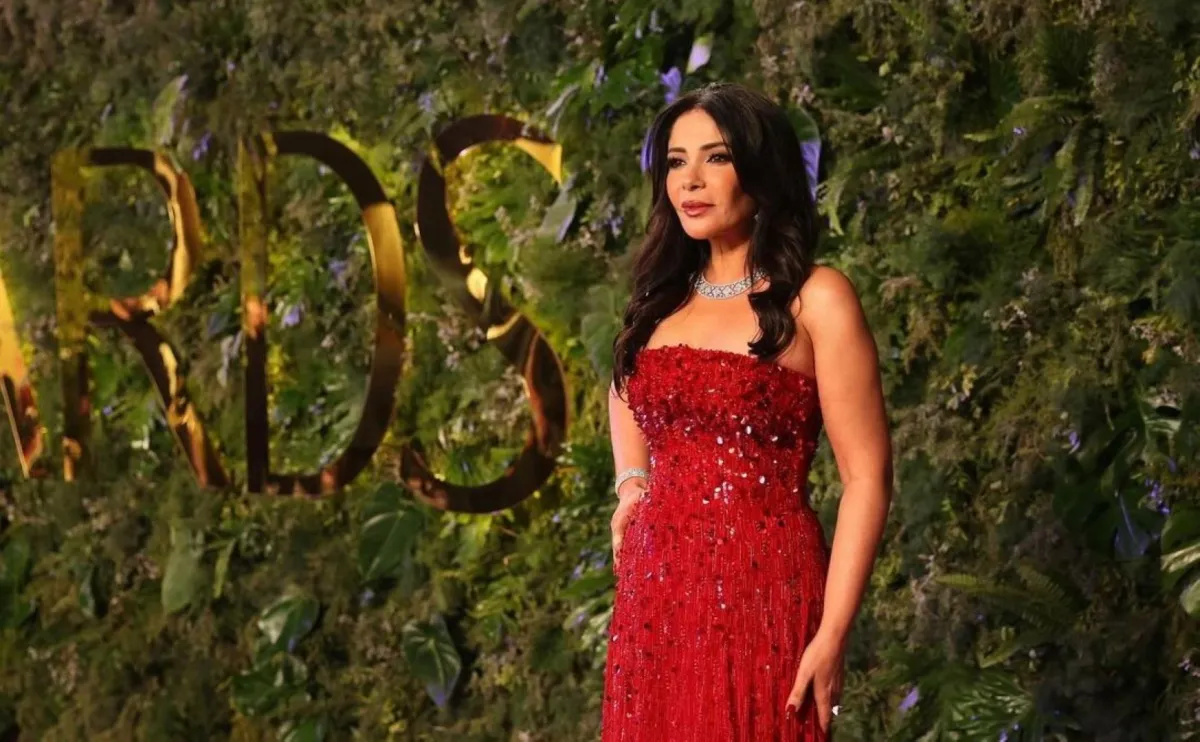 منى زكي- الصورة من المركز الإعلامي لـ mbc