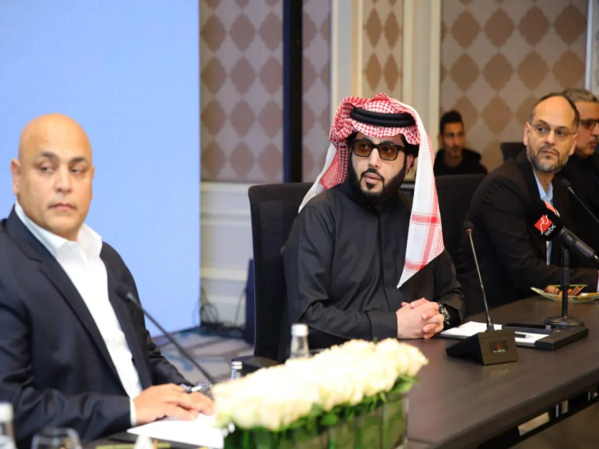 الأستاذ تركي آل الشيخ من المؤتمر الصحفي - الصورة من حسابه الرسمي على فيسبوك