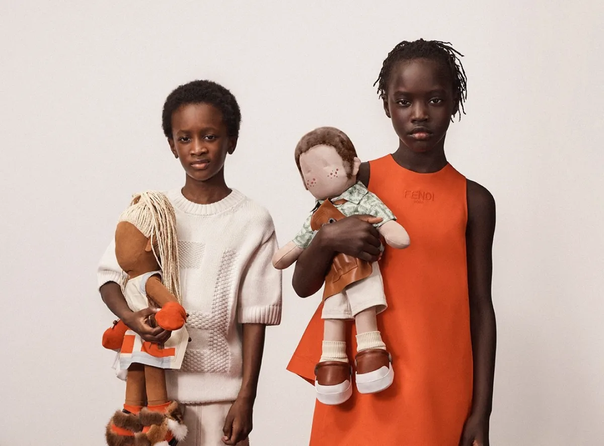 مجموعة Mini Me من فندي 