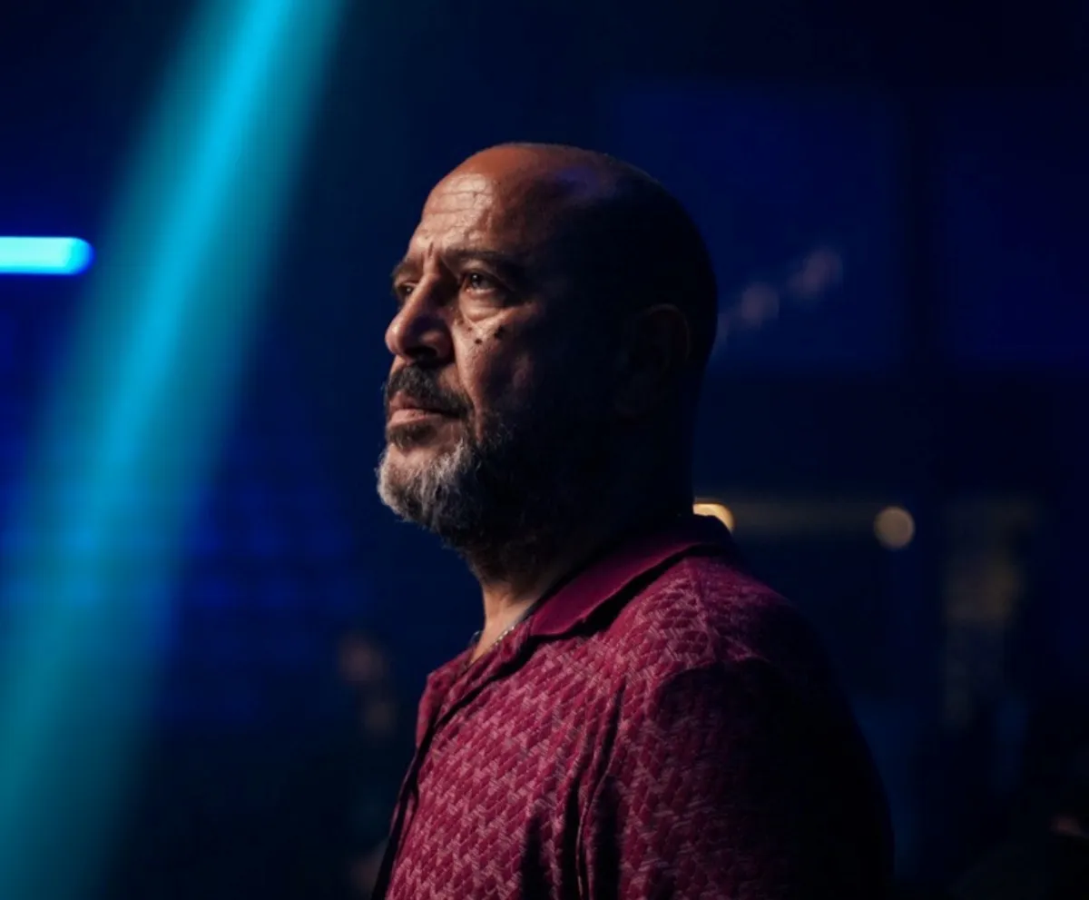 أشرف عبد الباقي بشخصية الكابتن تامبي - الصورة من صفحته الرسمية على الفيس بوك