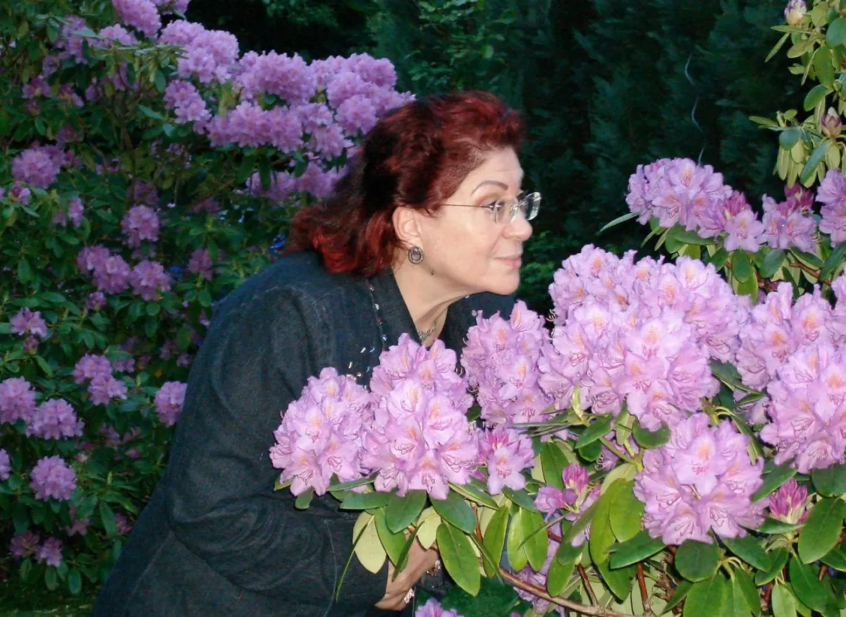 ثناء دبسي - الصورة من حسابها على فيسبوك