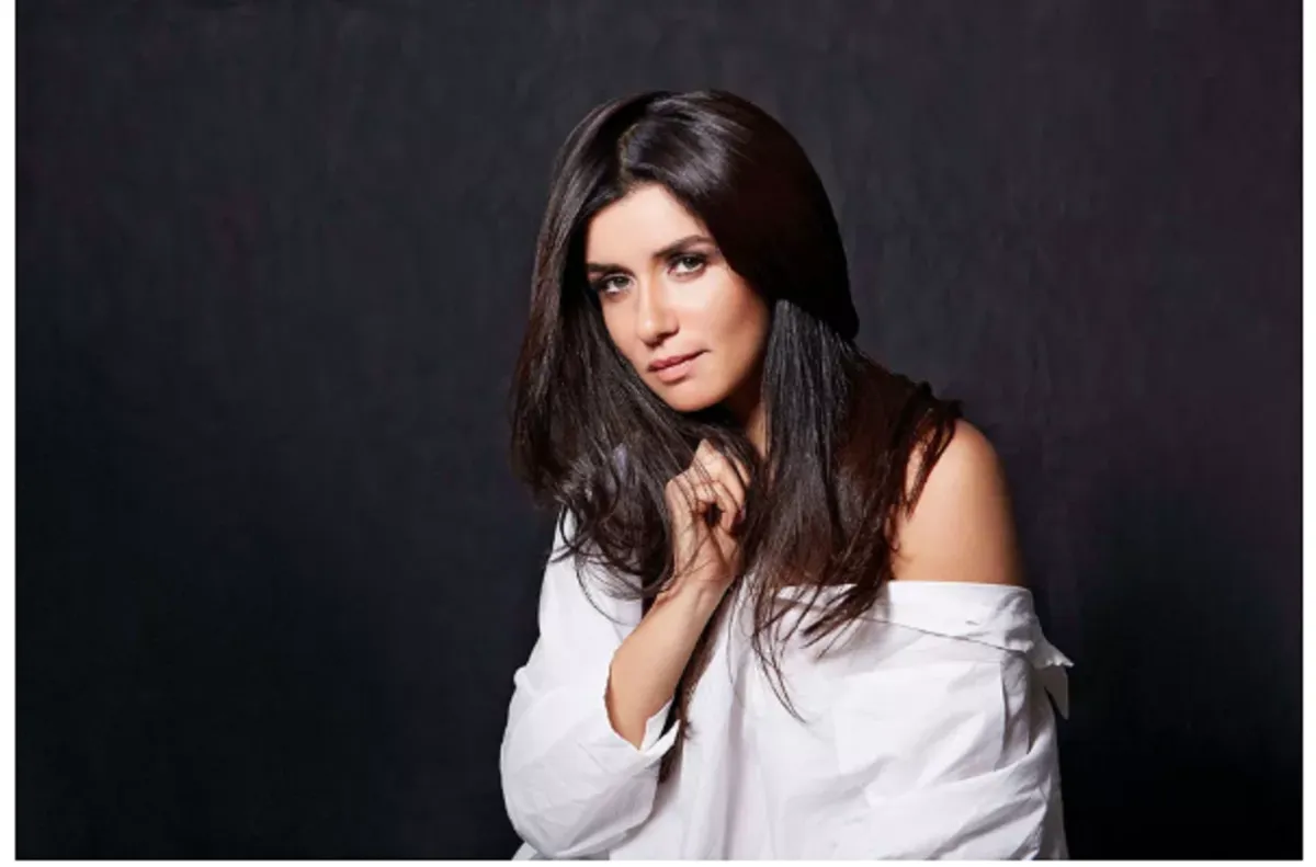 غادة عادل- الصورة من صفحتها الرسمية على فيسبوك