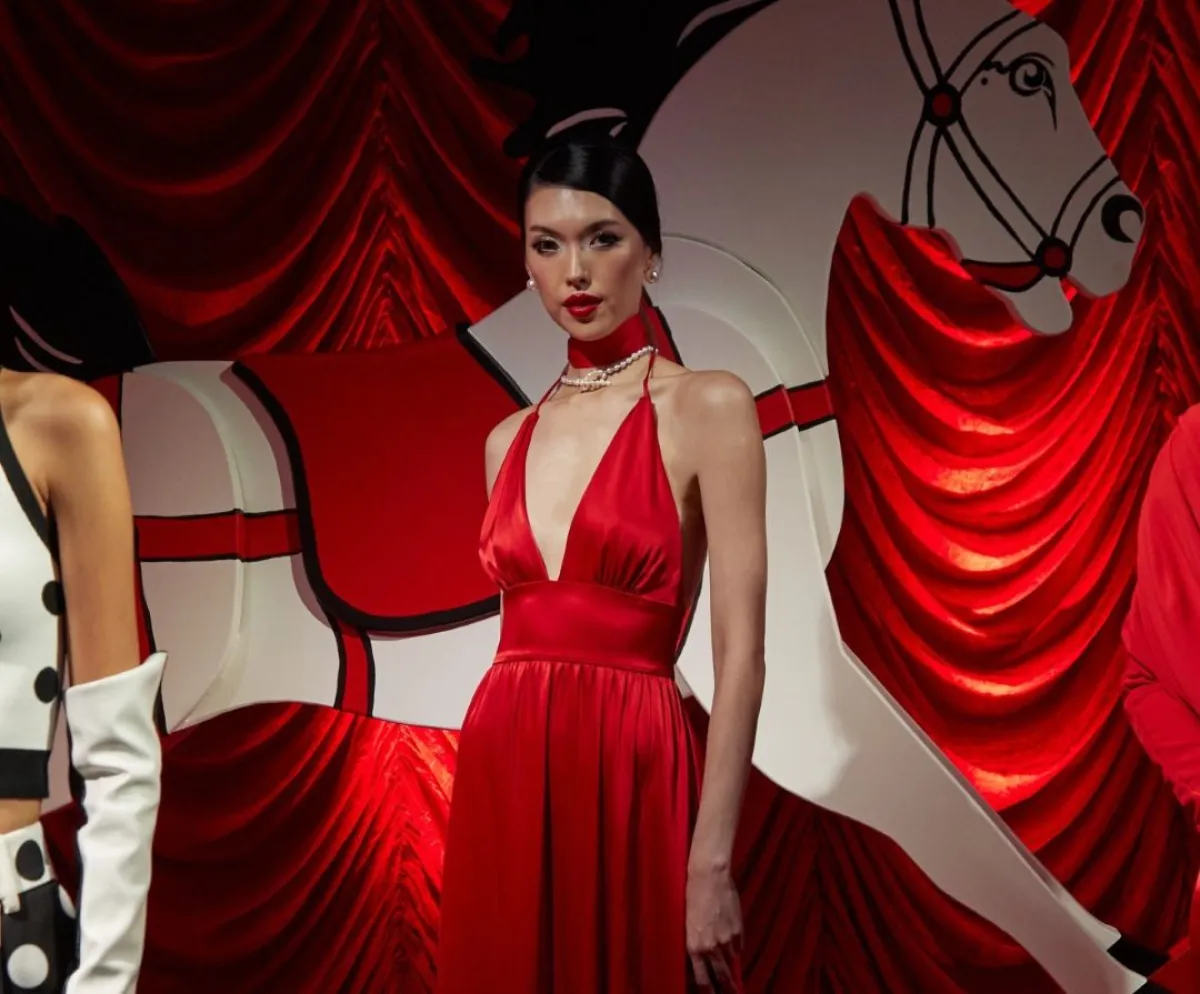 أليس أند أوليفيا Alice & Olivia- الصورة من Launchmetrics/Spotlight ©