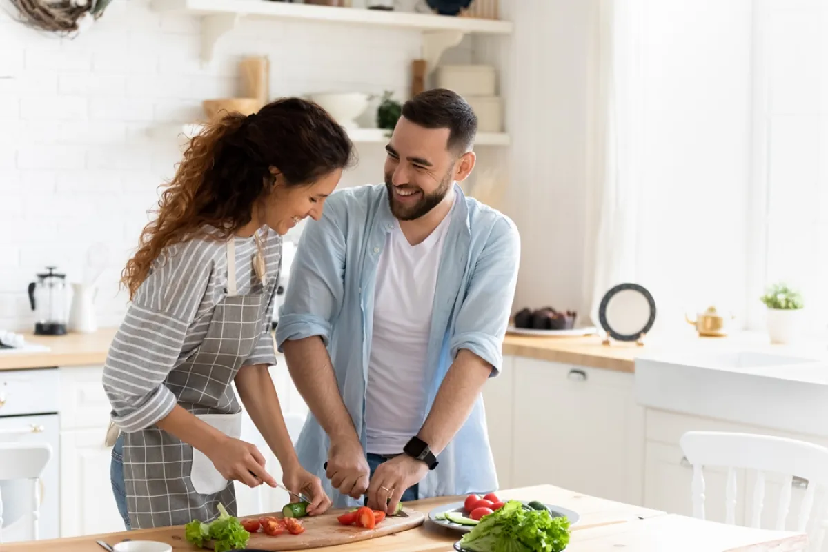 للطهي مع زوجك مذاق خاص