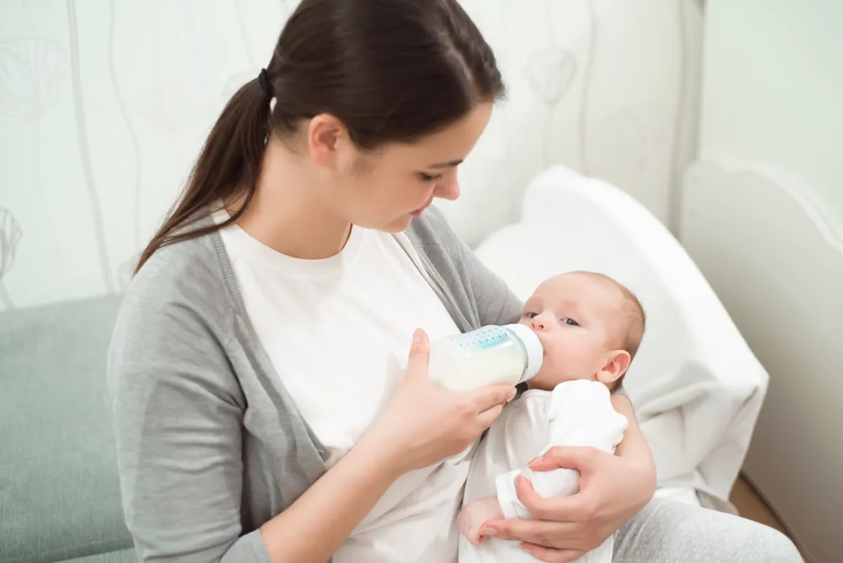 فوائد ماء النعناع للأطفال حديثي الولادة 