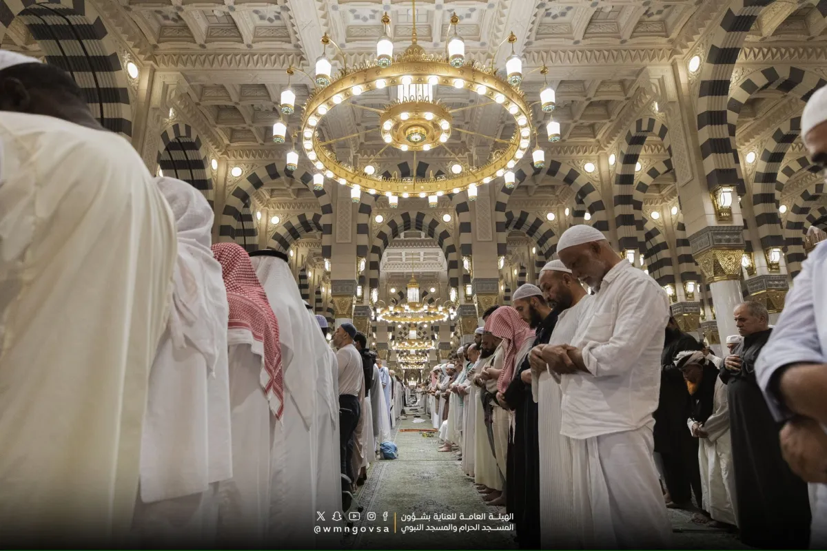 موعد إقامة صلاة التهجّد في العشر الأواخر - الصورة من حساب الهيئة العامة للعناية بشؤون الحرمين بالمسجد النبوي على منصة إكس