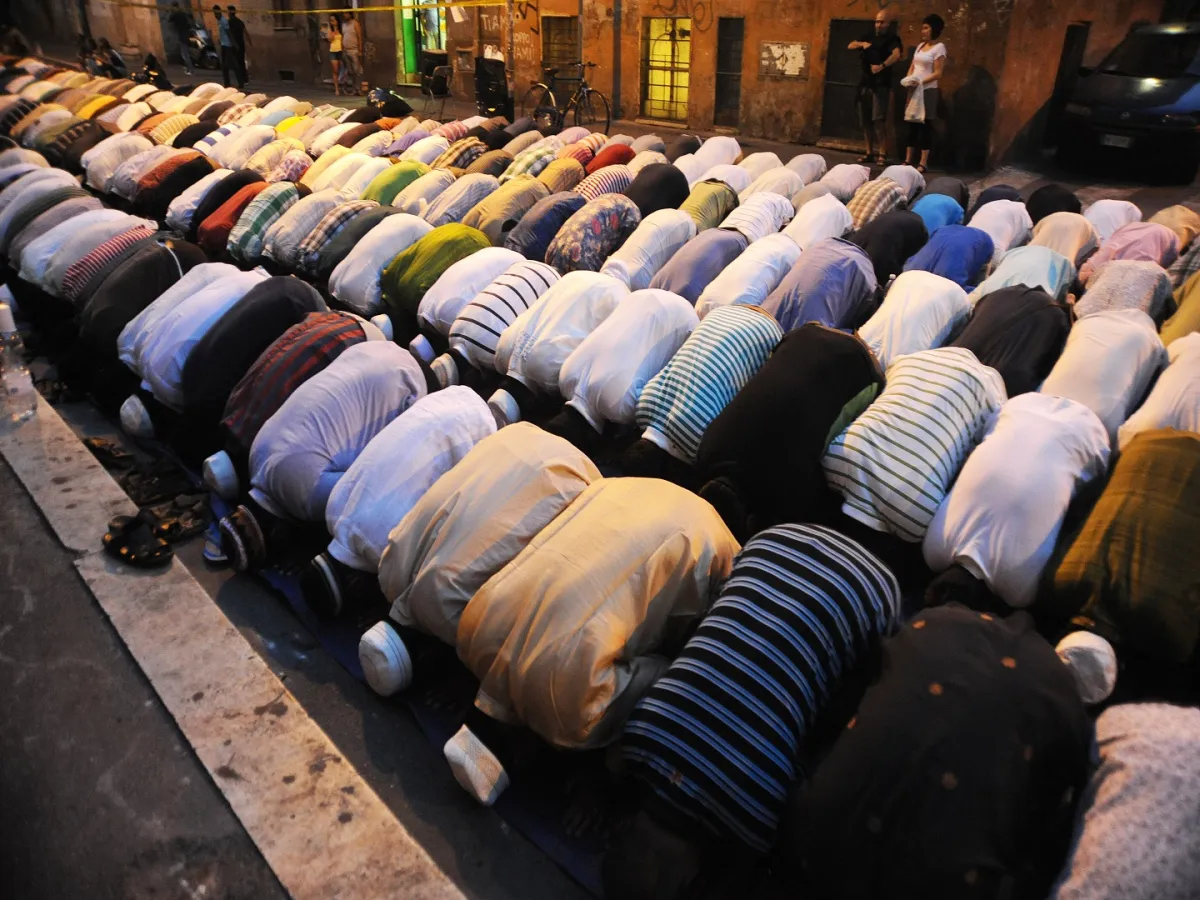 تفسير حلم صلاة التراويح في رمضان