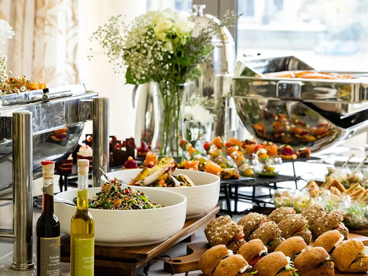 أطباق رمضانية منوعة في مقهى بتيل