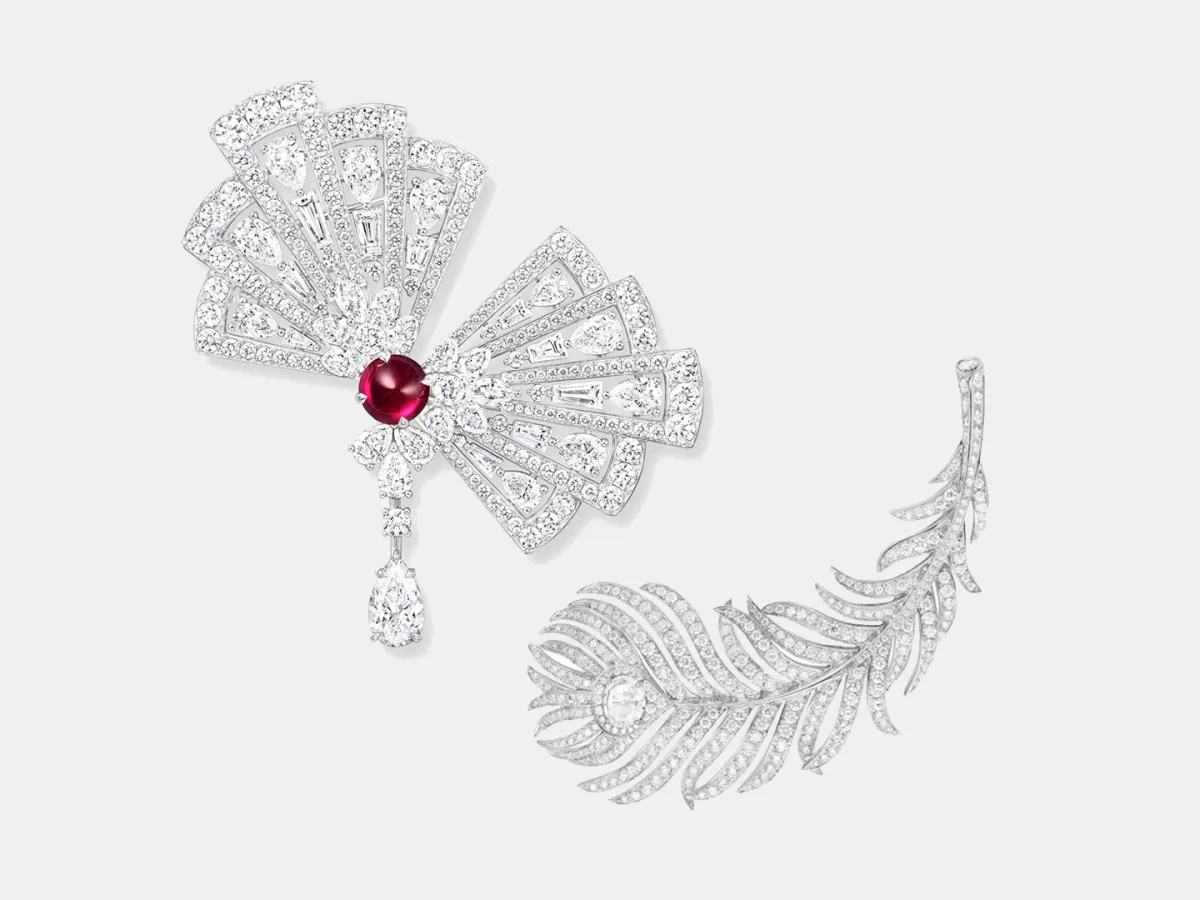 بروشات ألماس من أشهر الدور العالمية ليوم الأم