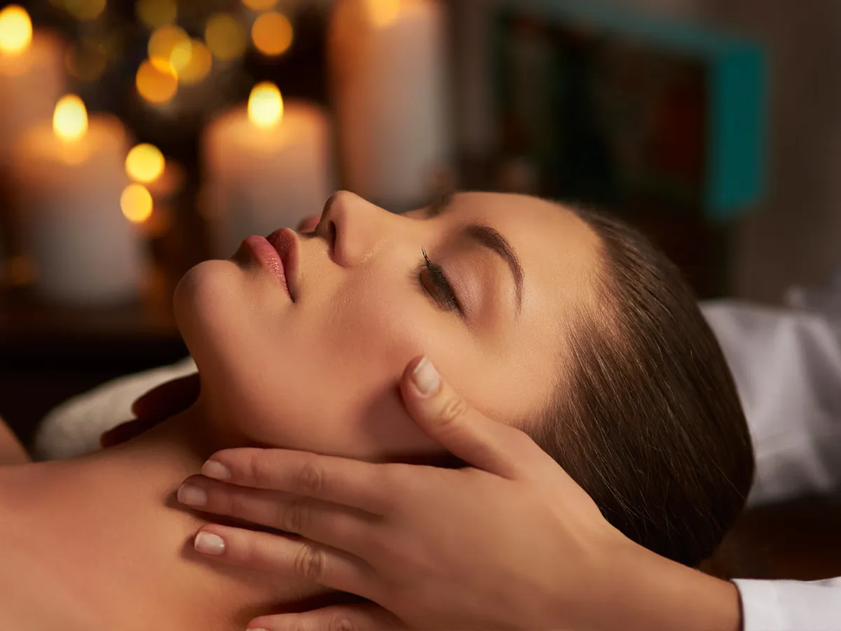 فوائد المساج للتخسيس ولعلاج التوتر مذهلة.. خصوصاً للعروس