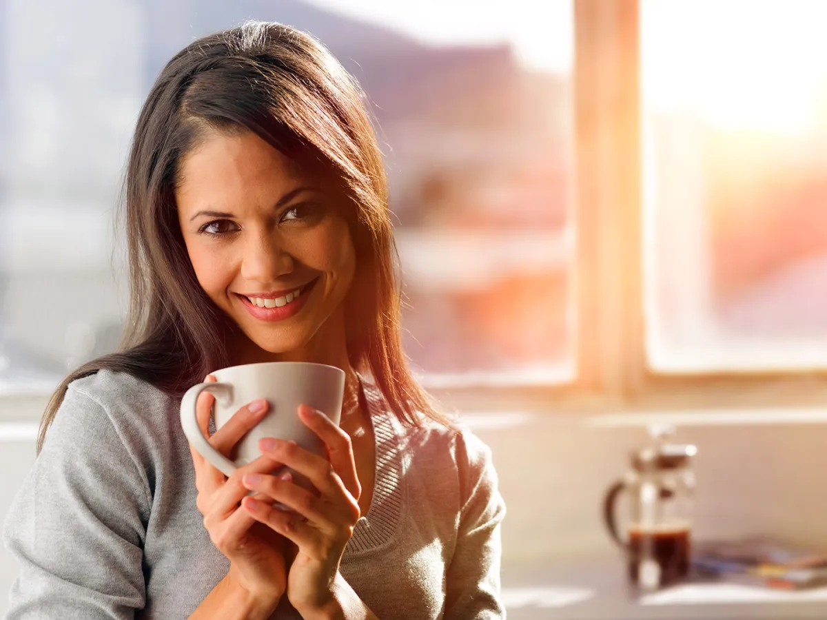 ضرورة تناول أطعمة غنية بالفيتامينات مع الشاي