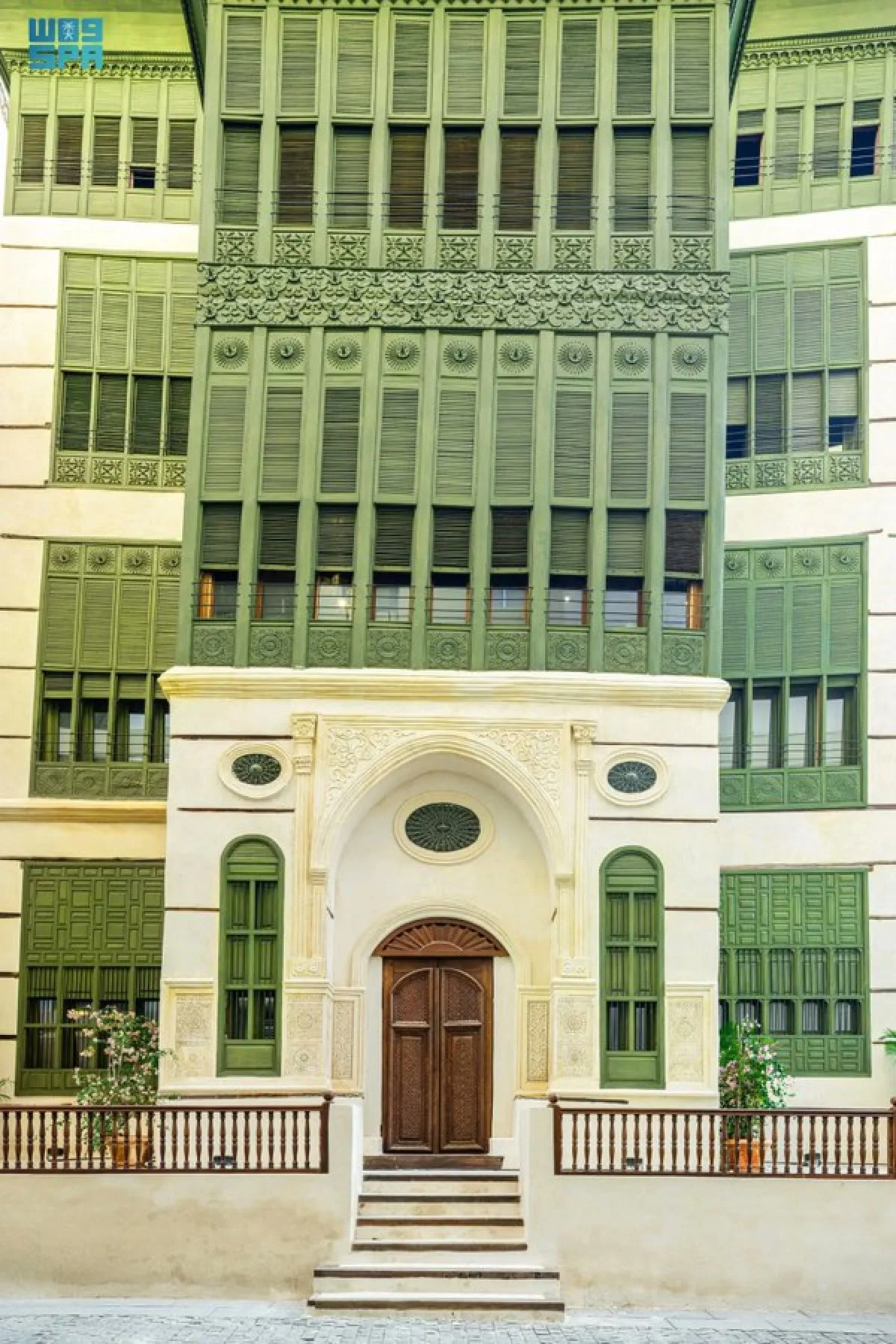 افتتاح أول ثلاثة فنادق تراثية